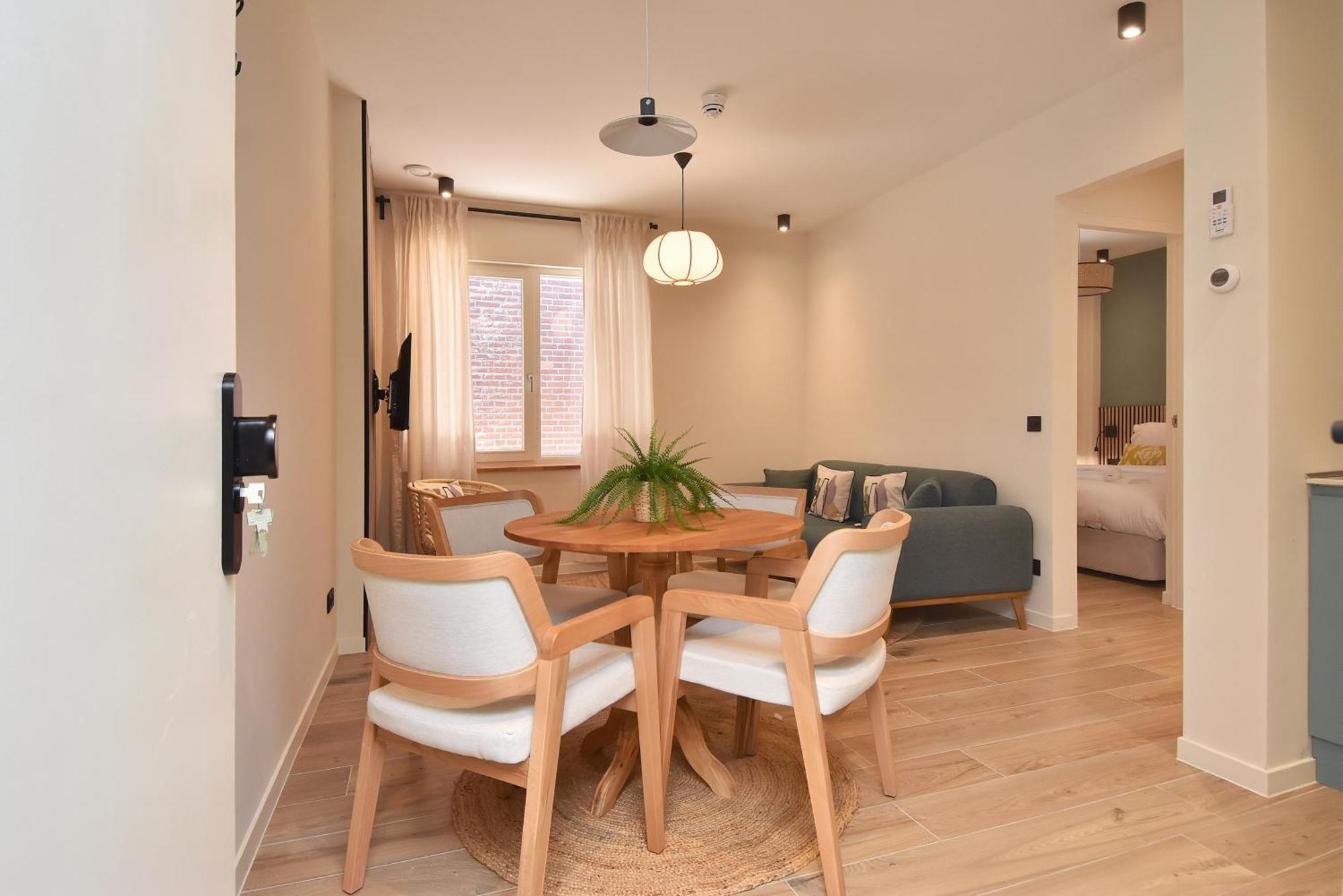 Appartement Four Star - Keizerstraat 18 *