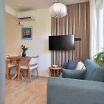Curated Apartment Near Scheveningen Beach