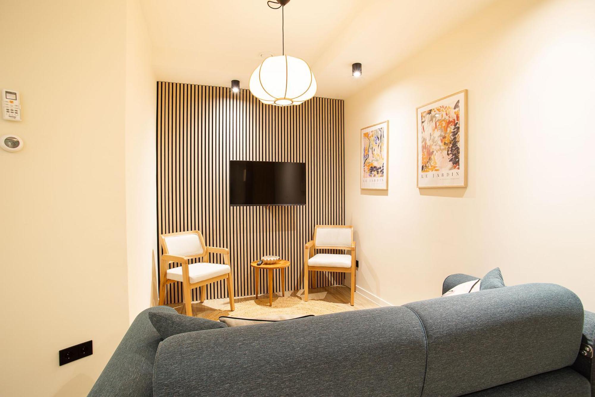 Curated Apartment Near Scheveningen Beach * Den Haag
