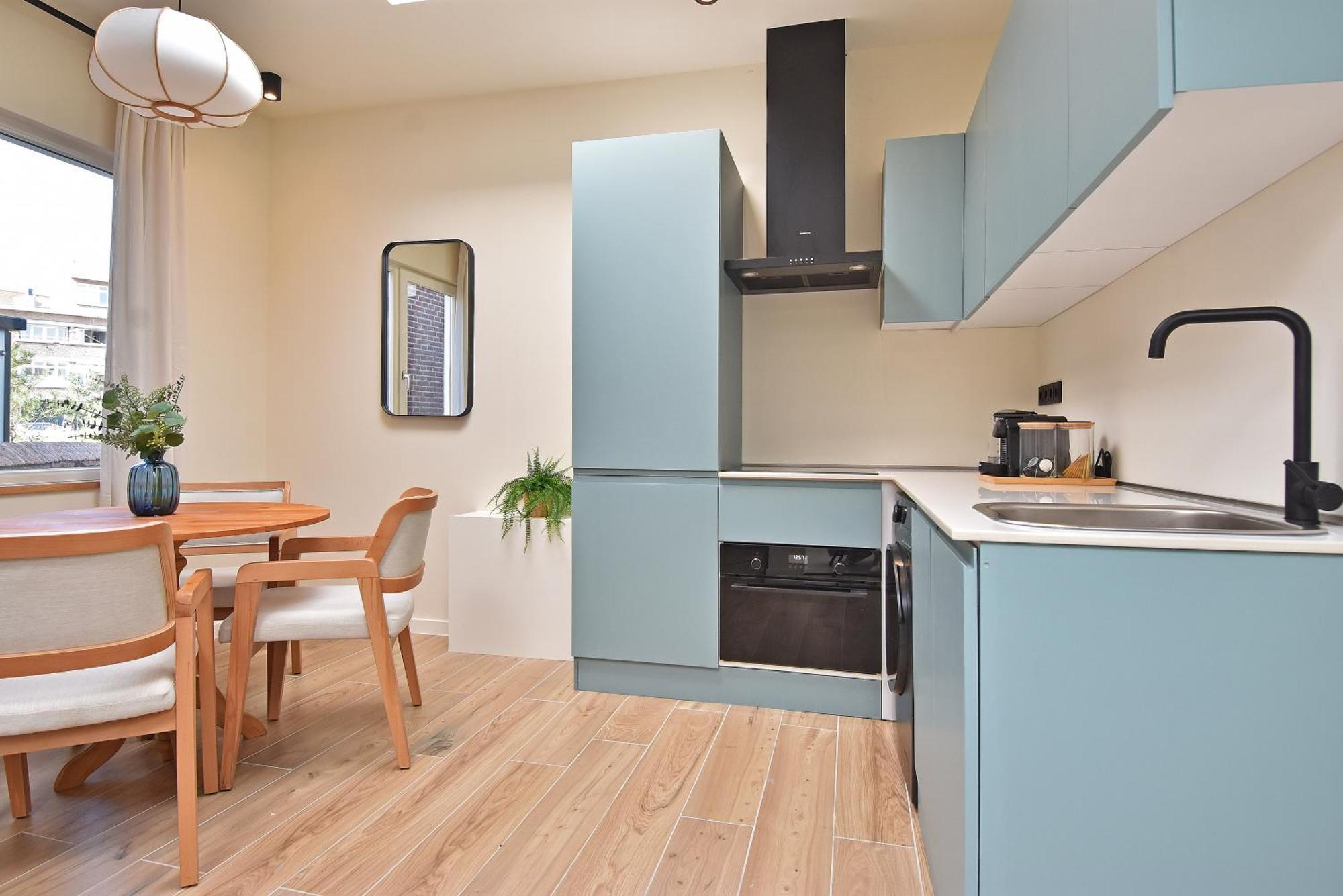 Curated Apartment Near Scheveningen Beach Den Haag