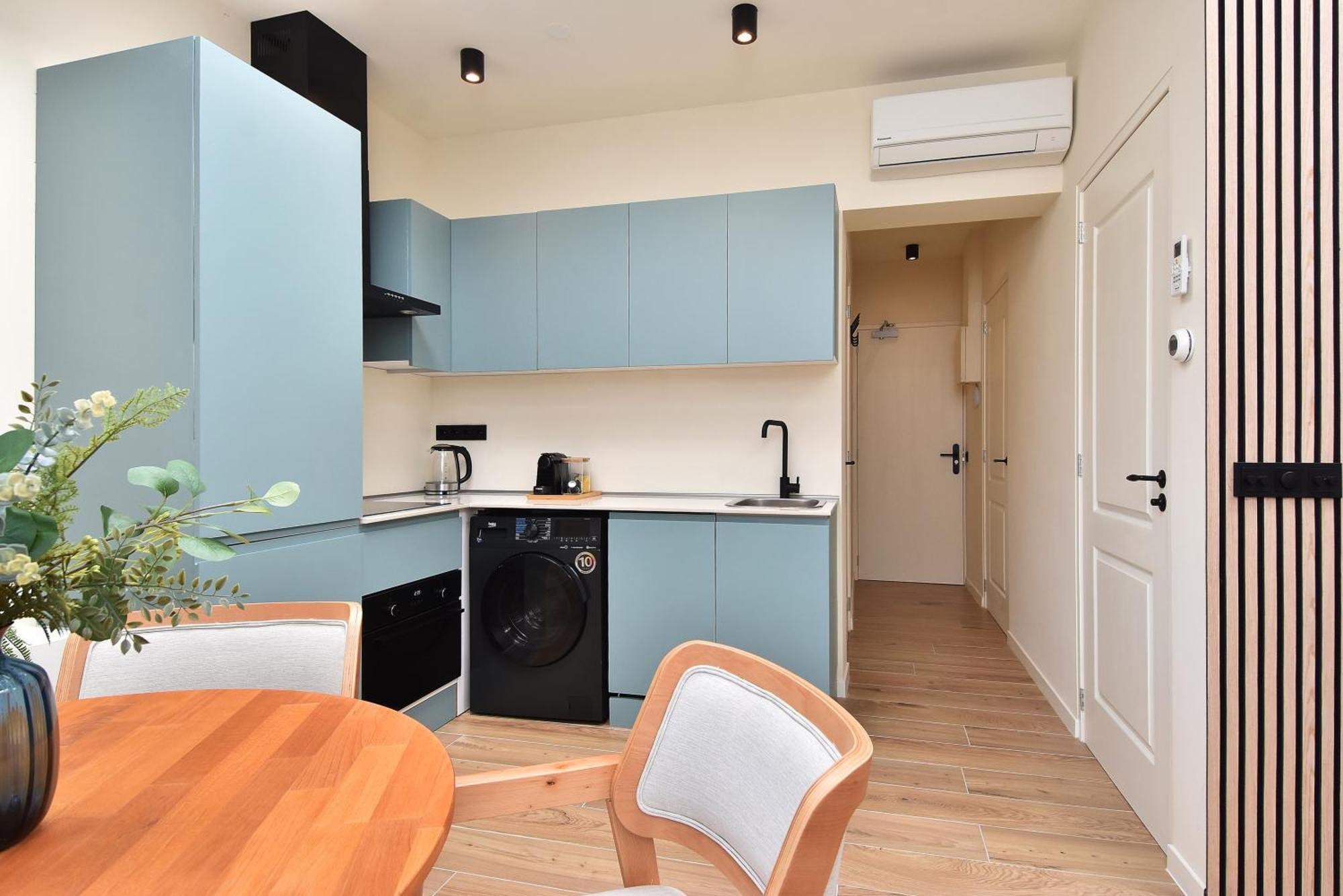 Curated Near Scheveningen Appartement