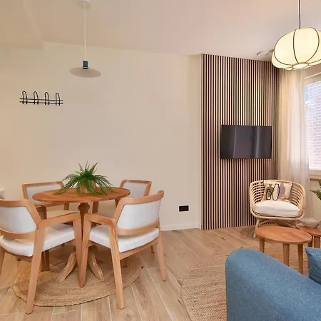 Curated Near Scheveningen Appartement Den Haag